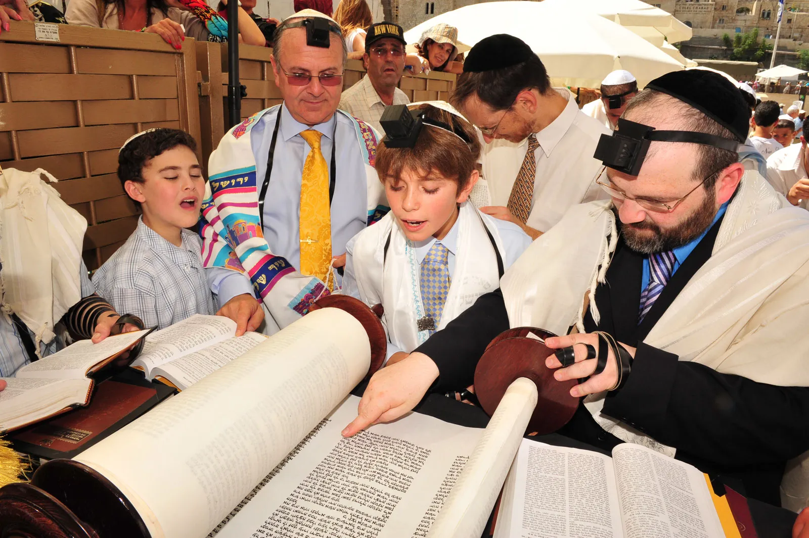 boy-bar-mitzvah-service-Torah-Western-Wall bar mitzvah