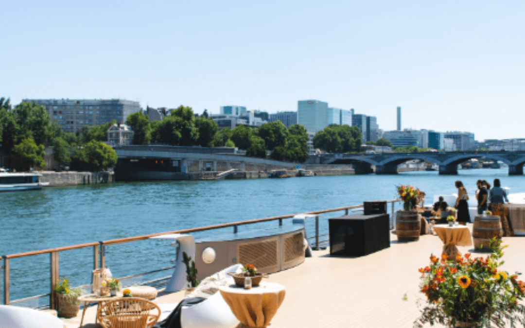 bateau mouche tour eiffel