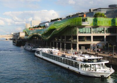 dîner croisière paris pas cher