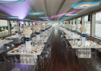repas bateau mouche paris