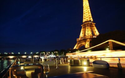 Pourquoi le Diamant Bleu est-il le meilleur dîner croisière de Paris ?