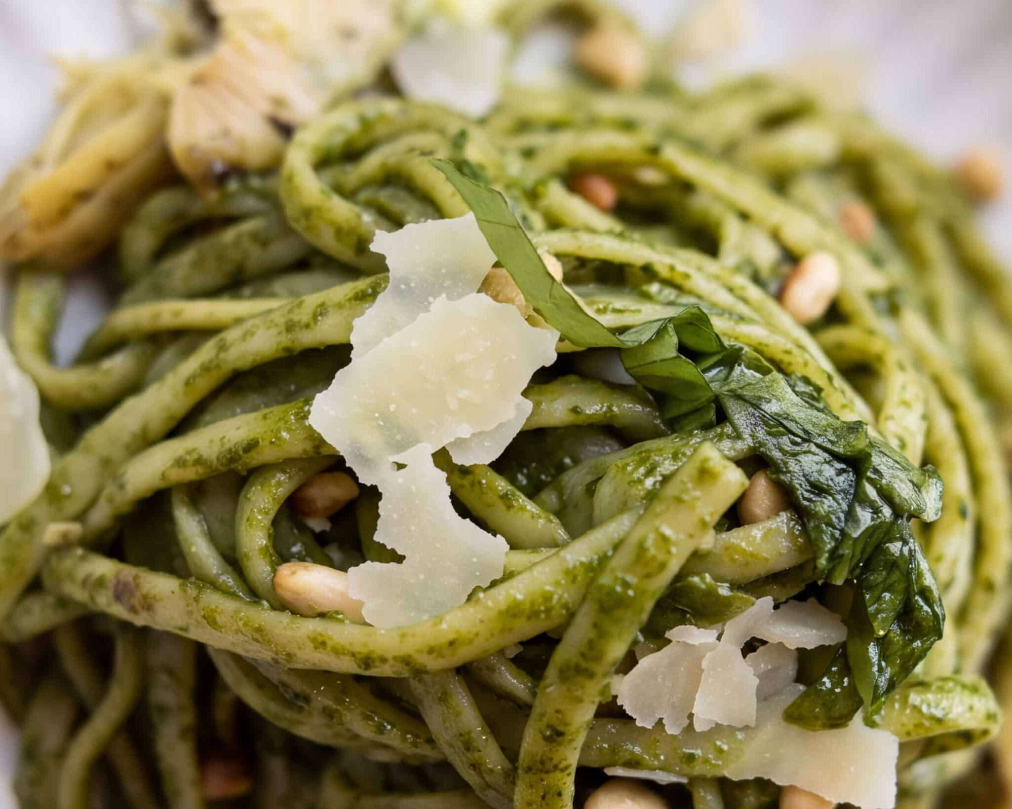 linguine al pesto